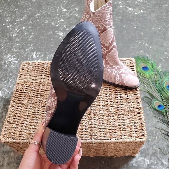 Steve Madden Todd Snake Embossed Boots - Picture 6 of 8